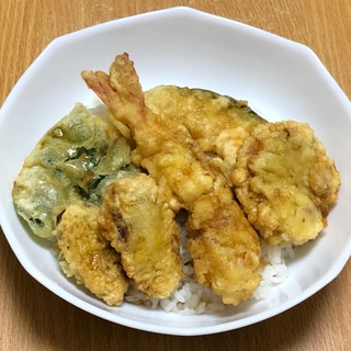 海老とホタテの天丼♪